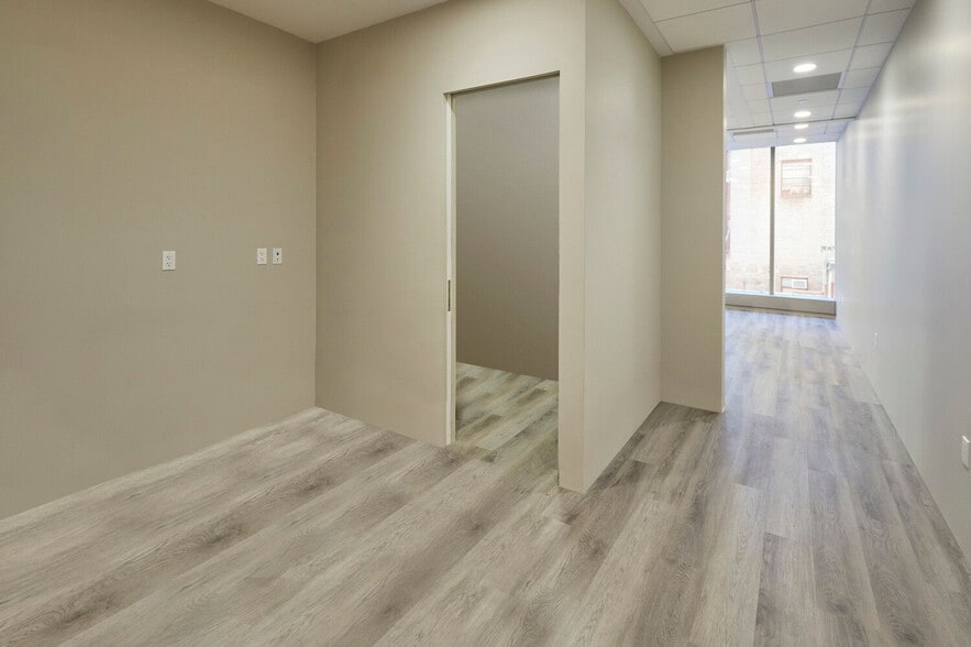 More Photos Of 50 W 47th St, New York Office Residential For Sale