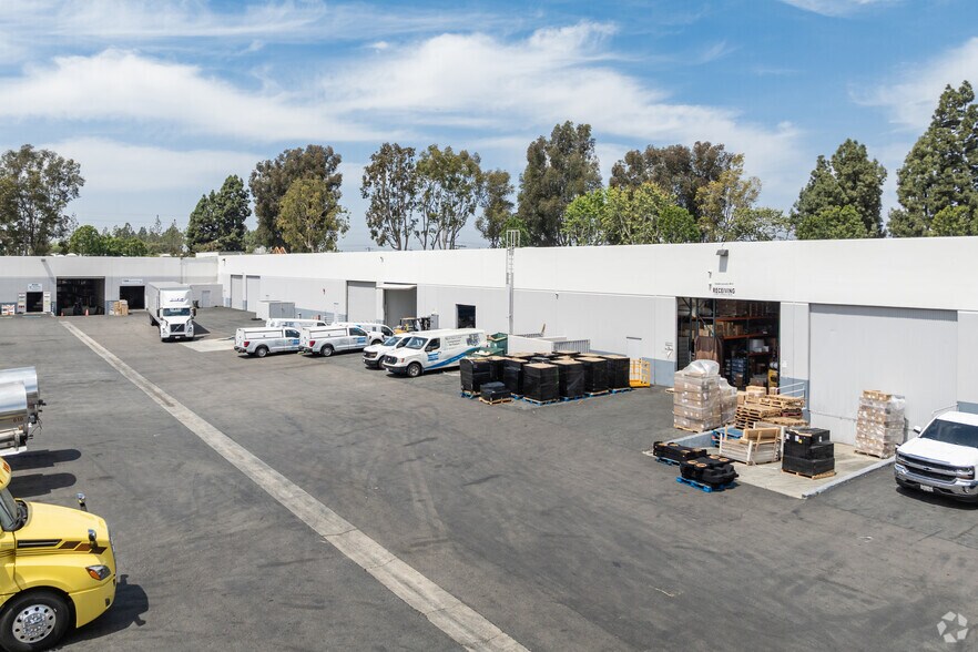 More Photos Of 13422-13452 Alondra Blvd, Cerritos Warehouse For Lease