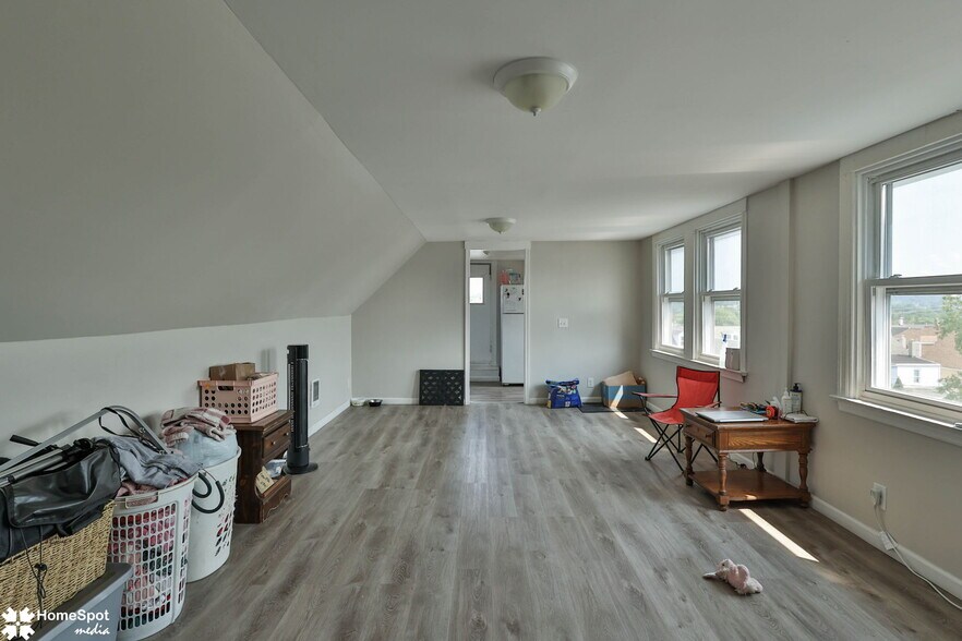 More Photos Of 1337 Washington St, Easton Multifamily For Sale