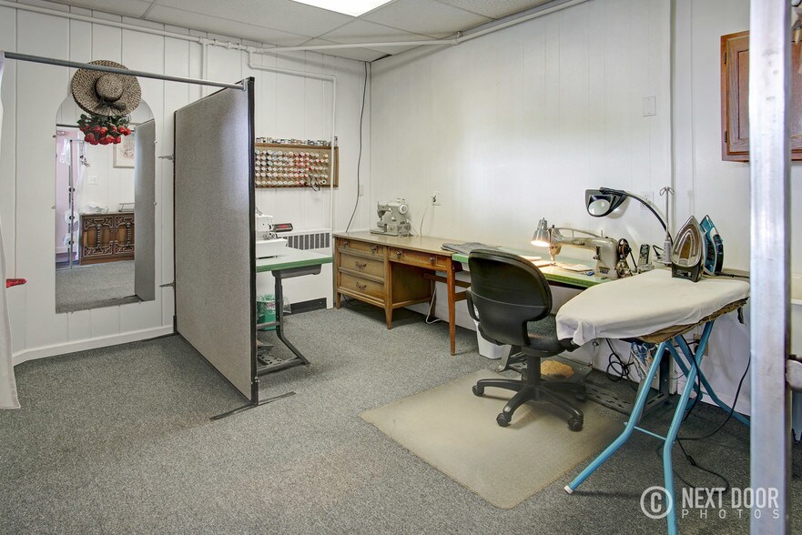 More Photos Of 121 E Walled Lake Dr, Walled Lake Storefront Retail Office For Sale