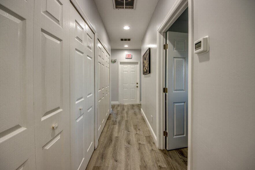 More Photos Of 12771 World Plaza Ln, Fort Myers Medical For Sale