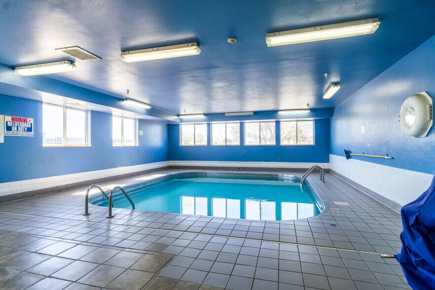 More Photos Of 3000 Singing Hills Blvd, Sioux City Hotel For Sale
