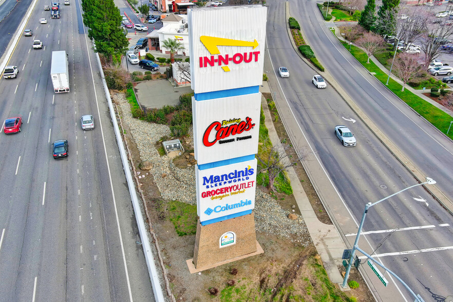 Primary Photo Of 0 Nut Tree Parkway Vacaville CA, Vacaville Fast Food For Sale