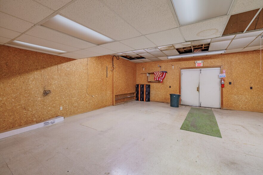 More Photos Of 218 Gay St, Erwin Loft Creative Space For Sale
