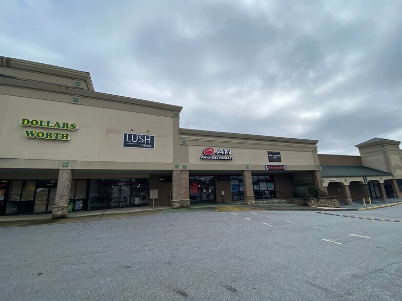 More Photos Of 1520 E Greenville St, Anderson Freestanding For Lease