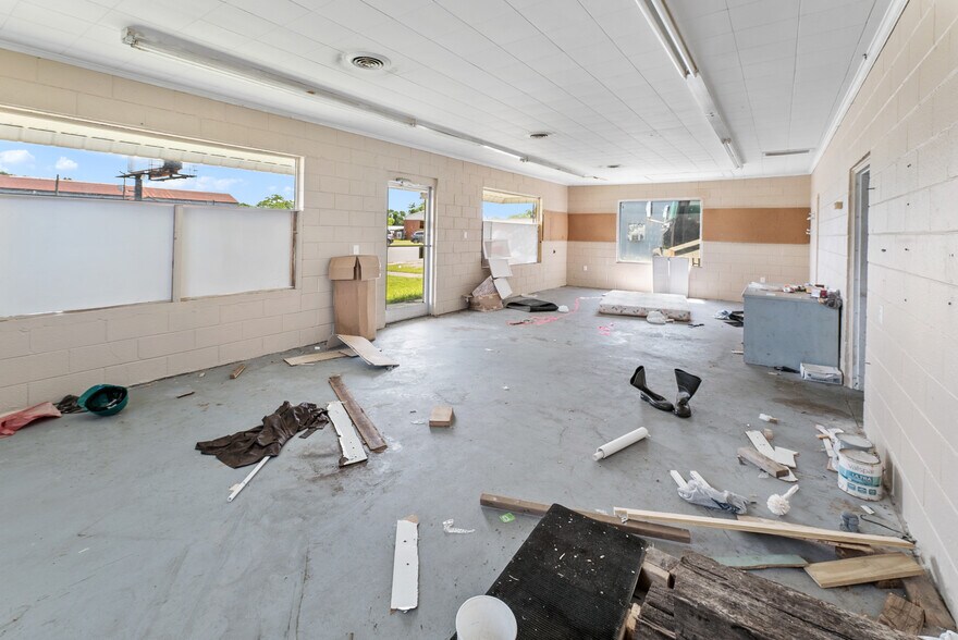 More Photos Of 27179 US Highway 80 W, Portal Industrial For Sale