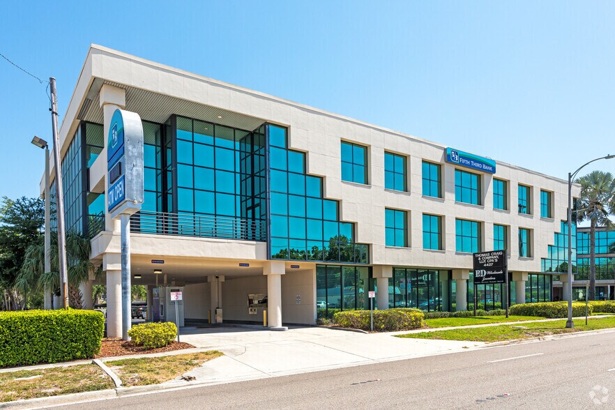 More Photos Of 4427 W Kennedy Blvd, Tampa Office For Lease