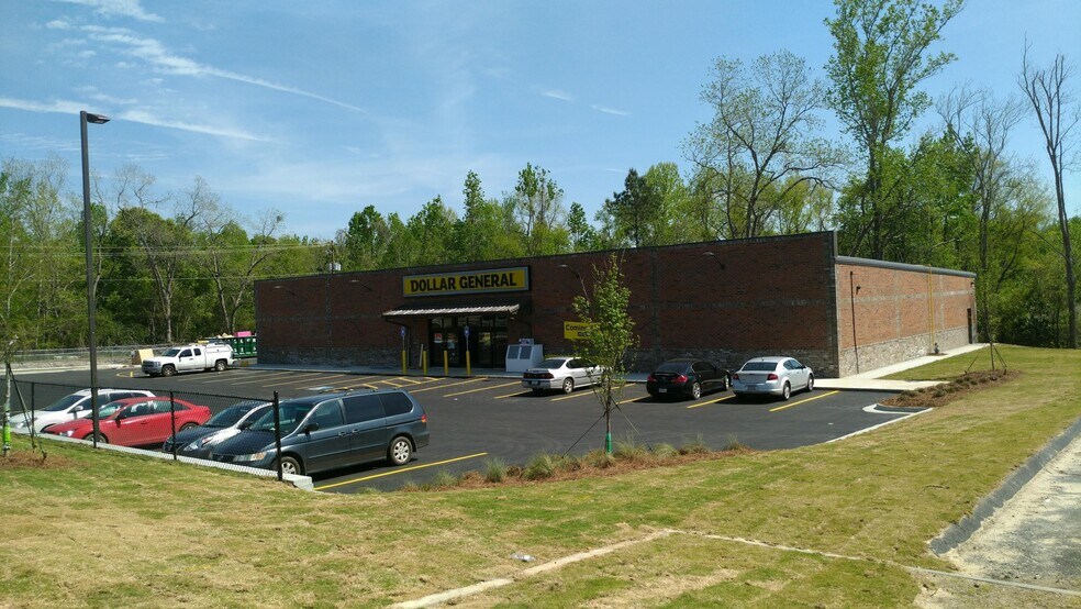 Primary Photo Of 120 E Winthrope Ave, Millen Freestanding For Sale