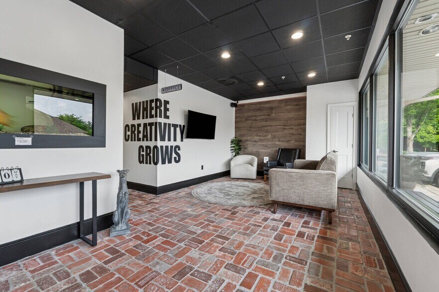 More Photos Of 11775 Northfall Ln, Alpharetta Office Residential For Lease