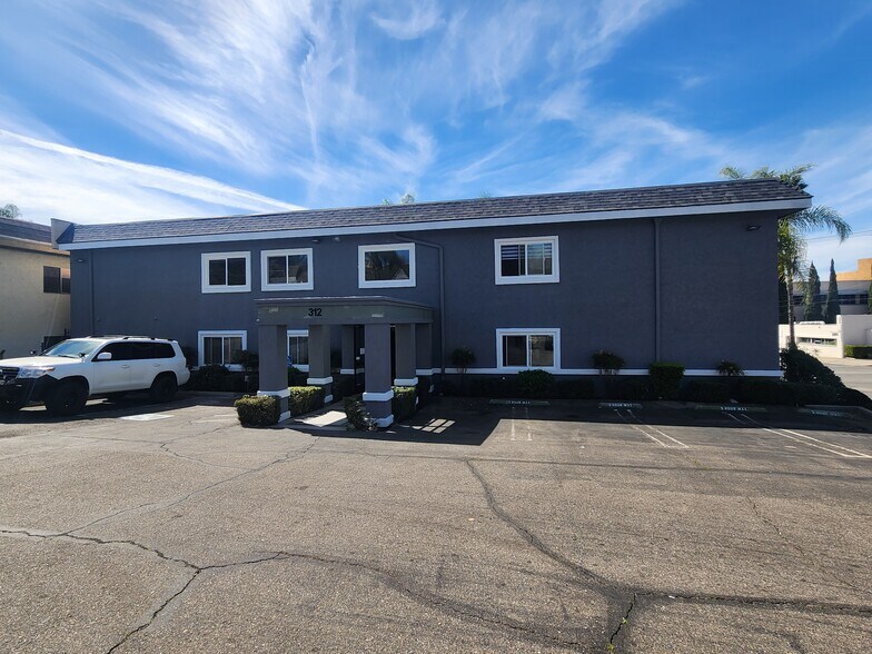 More Photos Of 312 S Juniper St, Escondido Medical For Lease