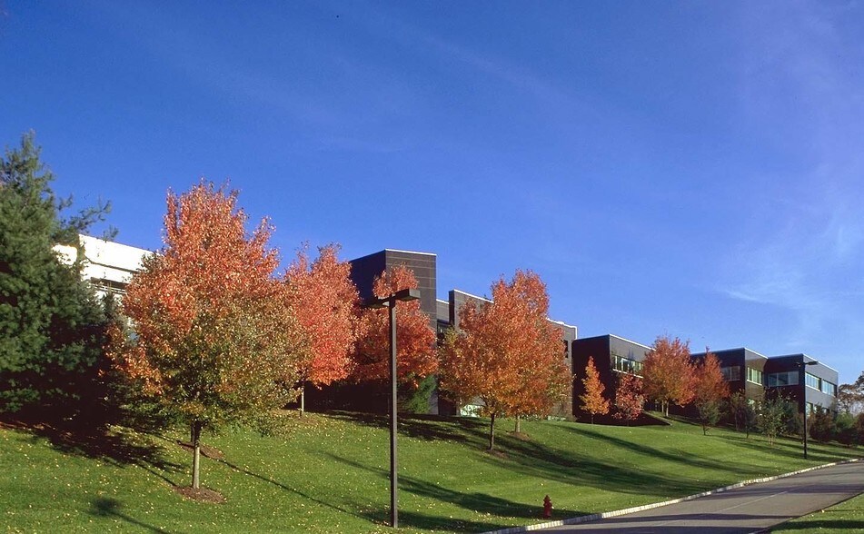 More Photos Of 1500 Valley Rd, Wayne Office For Lease