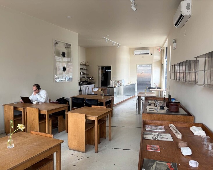 More Photos Of 385 Smith St, Brooklyn Storefront Retail Residential For Lease