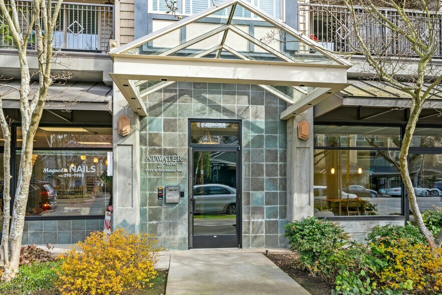 More Photos Of 3121 W Government Way, Seattle Apartments For Lease