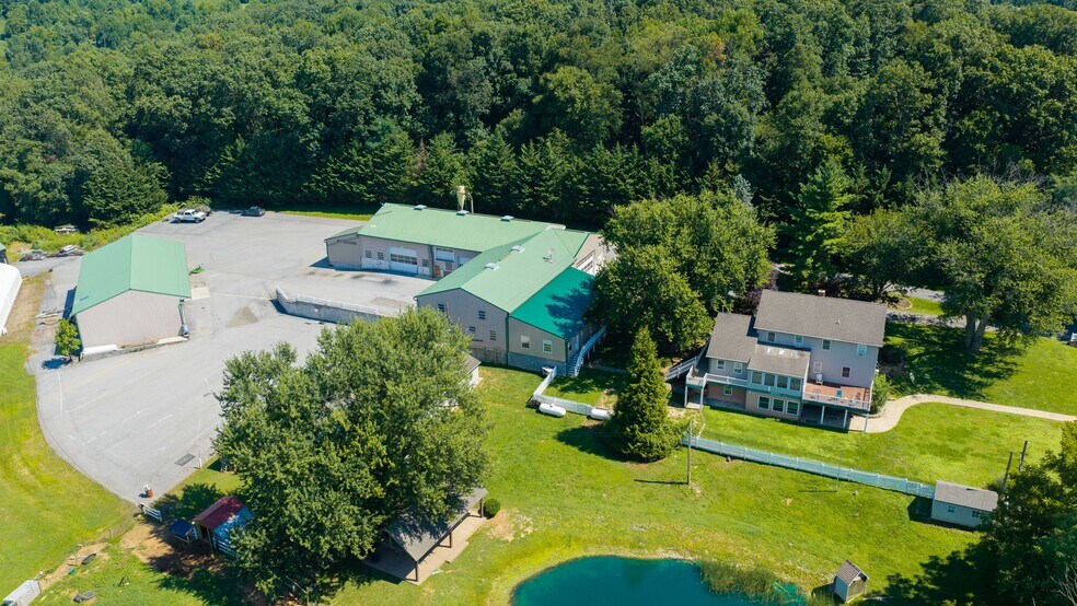More Photos Of 197 Pencroft Dr N, Holtwood Industrial For Sale