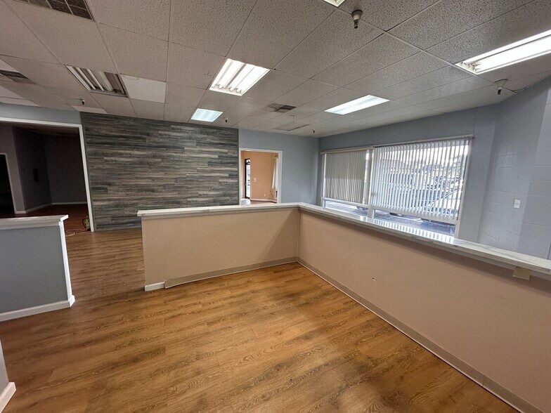 More Photos Of 2011-2037 N Main St, Salinas Unknown For Sale