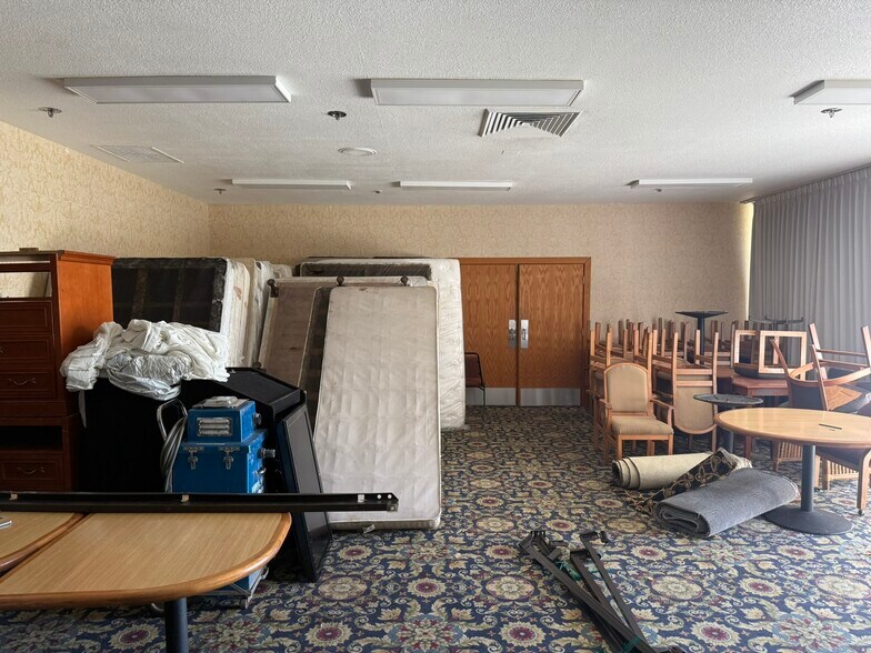 More Photos Of 4219 E Waterloo Rd, Stockton Hotel For Sale