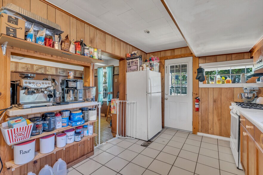 More Photos Of 387 Route 9, Eagleswood Township General Retail For Sale