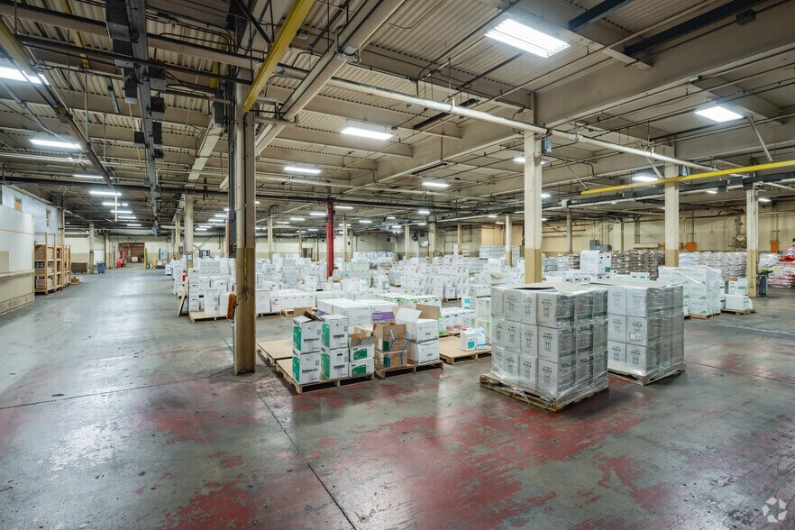 More Photos Of 1801 Rutherford Rd, Greenville Light Manufacturing For Lease