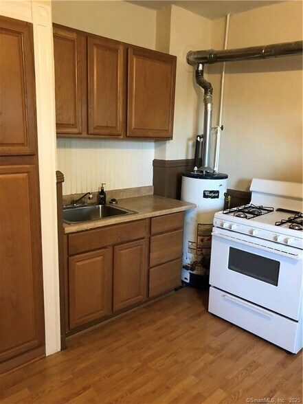 More Photos Of 194-196 Curtis St, New Britain Apartments For Sale