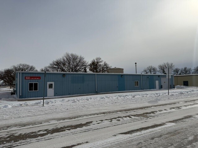 More Photos Of 217 Meridian Rd, Mapleton Warehouse For Lease