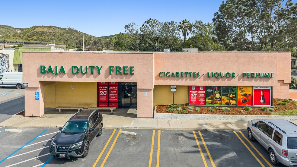 More Photos Of 4550 Border Village Rd, San Diego Freestanding For Sale