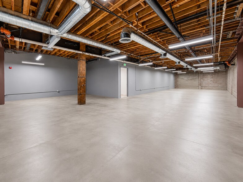 More Photos Of 440 Seaton St, Los Angeles Loft Creative Space For Lease