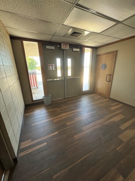 More Photos Of 18800 Murphy Rd, Ripon Police Fire Station For Lease