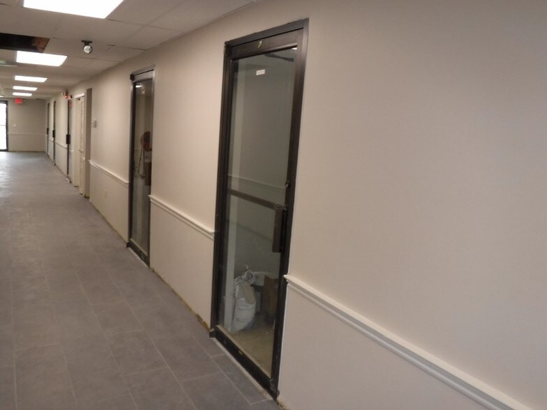 More Photos Of 4770 Cromwell Ave, Memphis Medical For Lease