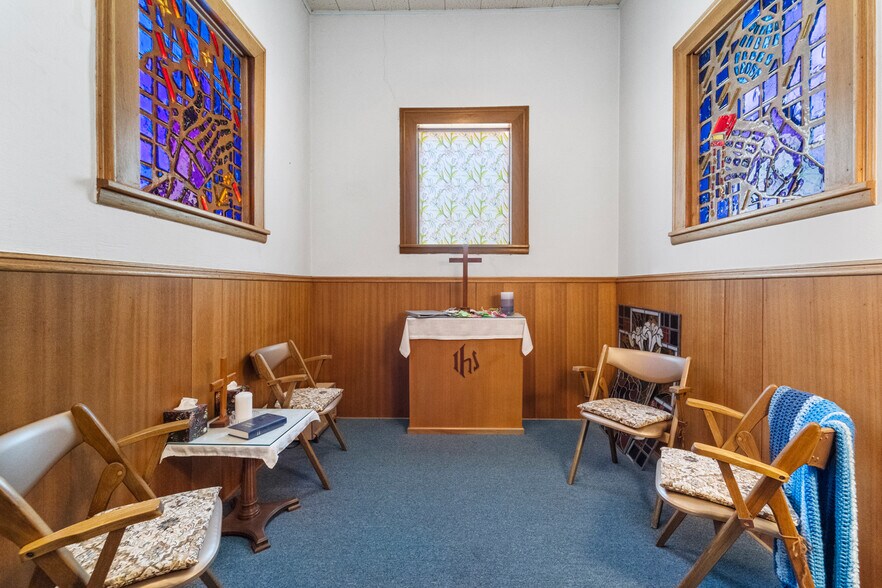 More Photos Of 2927 W Pikes Peak Ave, Colorado Springs Religious Facility For Sale