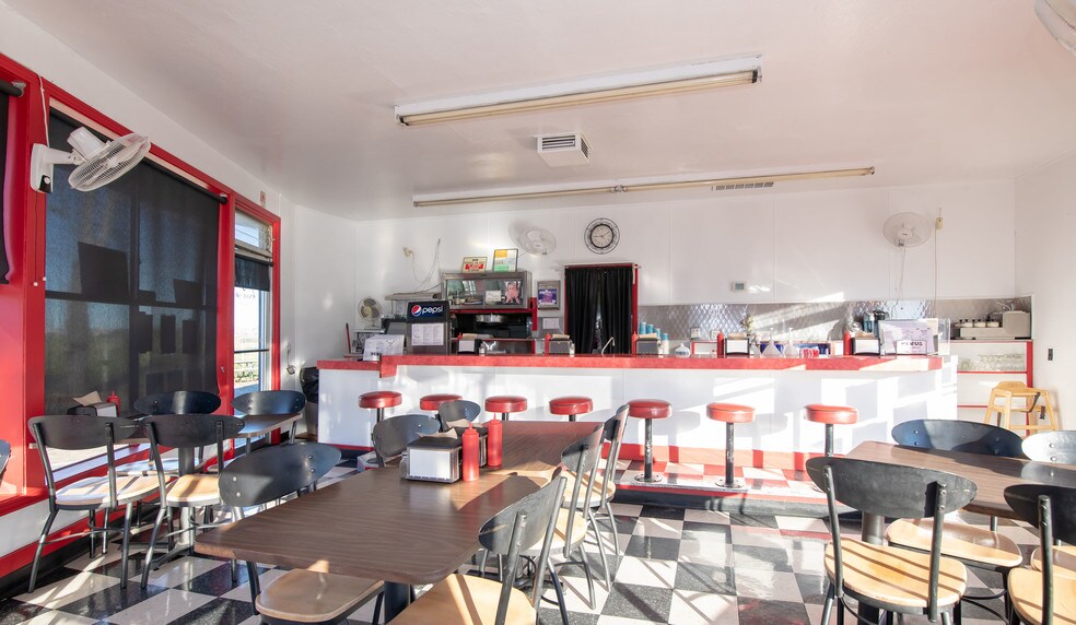 More Photos Of 1820 W 10th St, Antioch Restaurant For Sale
