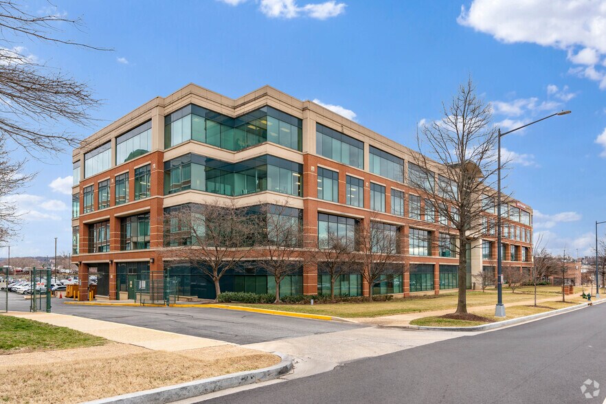 More Photos Of 1220 12th St SE, Washington Office For Lease