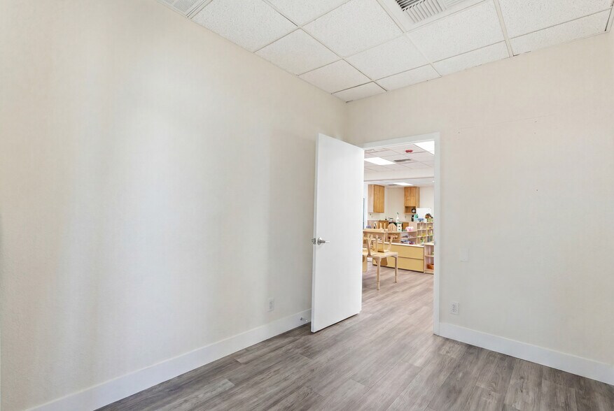 More Photos Of 2801 Godman Ave, Chico Office For Sale