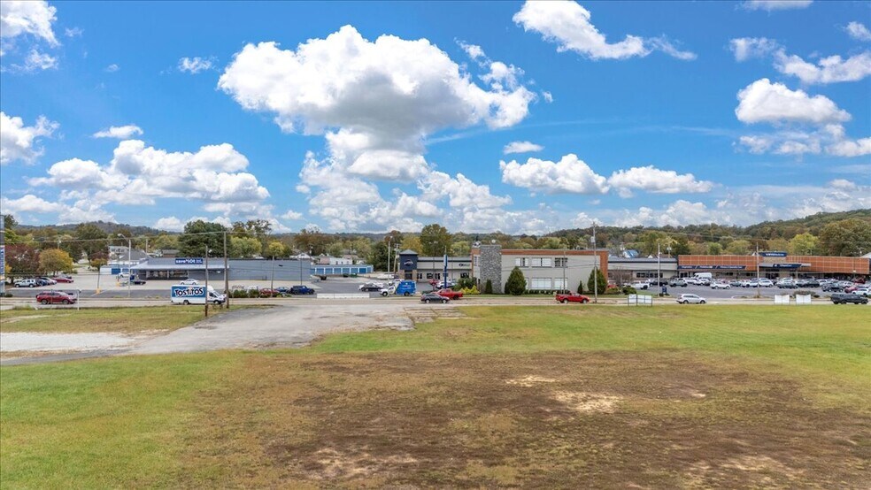More Photos Of 00 Pike St, Parkersburg Land For Sale
