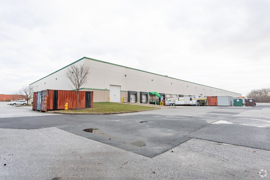 More Photos Of 1301 Continental Dr, Abingdon Unknown For Lease