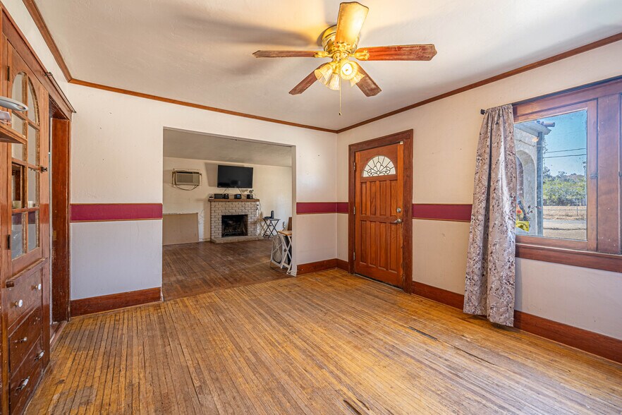 More Photos Of 26380 Green Ave, Hemet Specialty For Sale