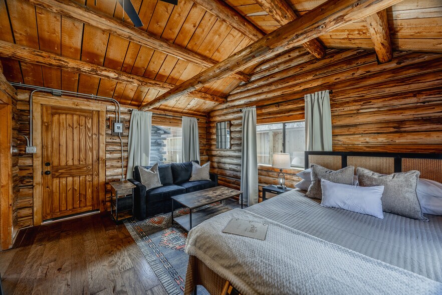 More Photos Of 631 N Silver St, Lake City Hotel For Sale