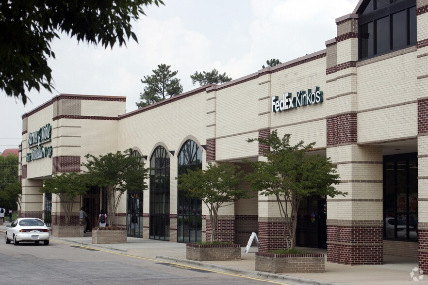 More Photos Of 760 SE Maynard Rd, Cary Unknown For Lease