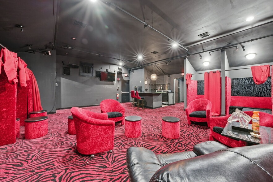 More Photos Of 238 Highway 34, Old Bridge Storefront Retail Residential For Sale