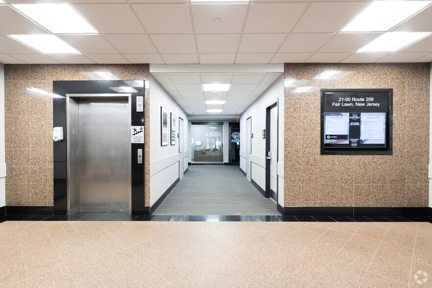 More Photos Of 21-00 State Route 208, Fair Lawn Office For Lease