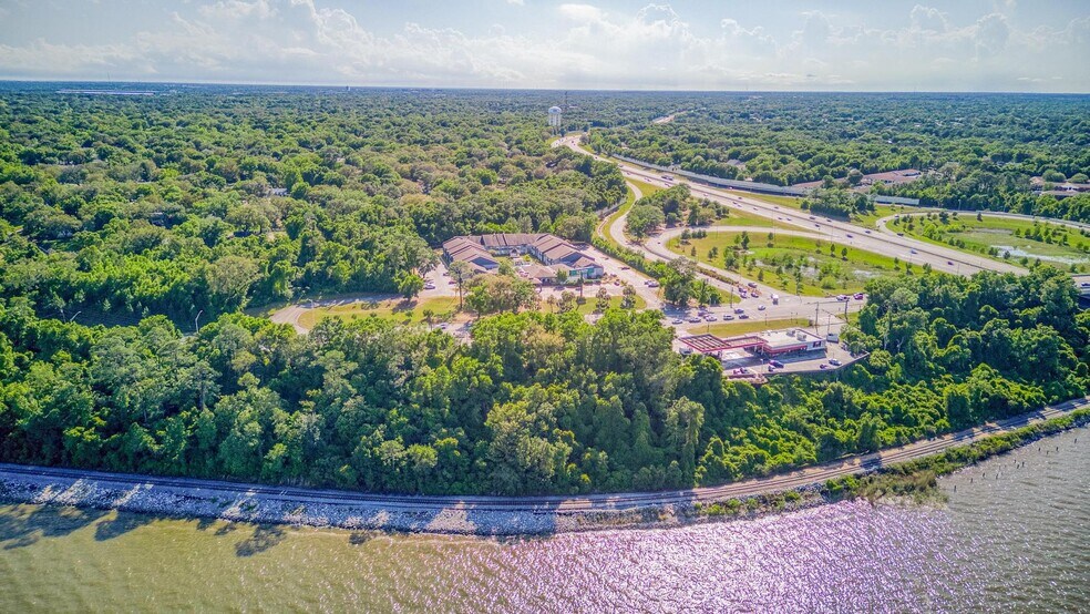 More Photos Of 7599 Scenic Hwy, Pensacola Land For Sale