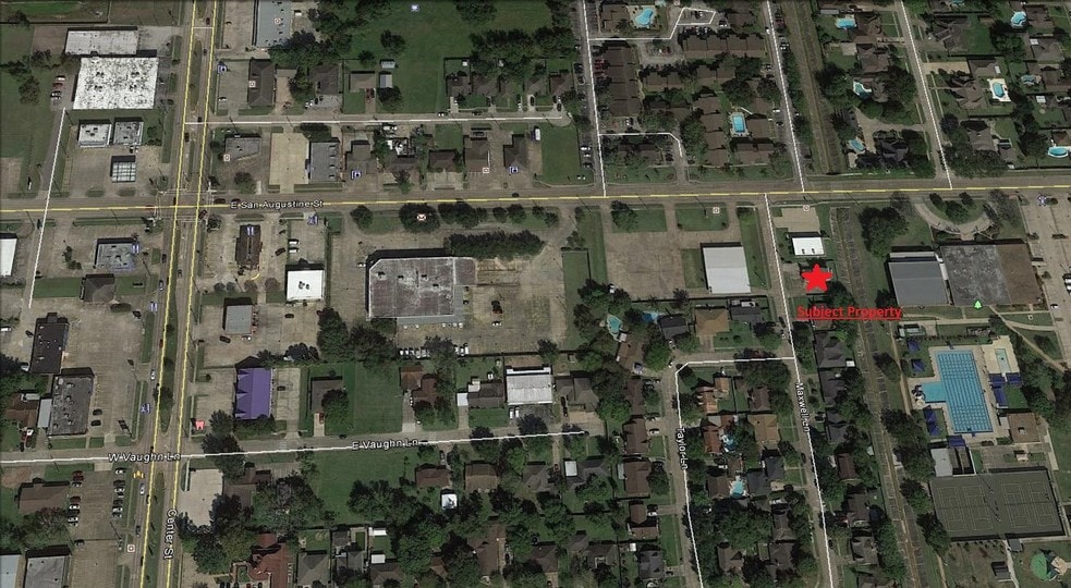 More Photos Of 2409 Maxwell Ln, Deer Park Office For Lease