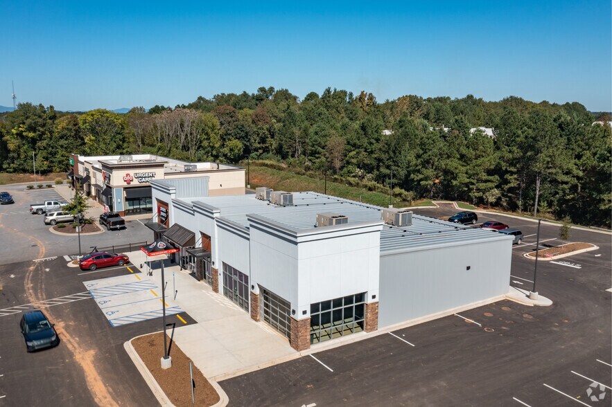 More Photos Of 1665 E Main St, Duncan Storefront Retail Office For Lease