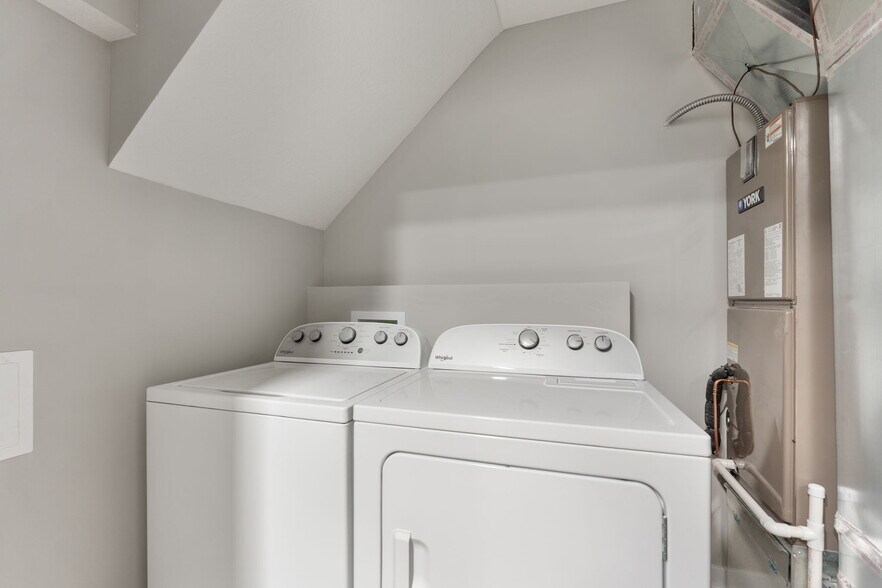 More Photos Of 384 N Franklin St, Richwood Multifamily For Sale