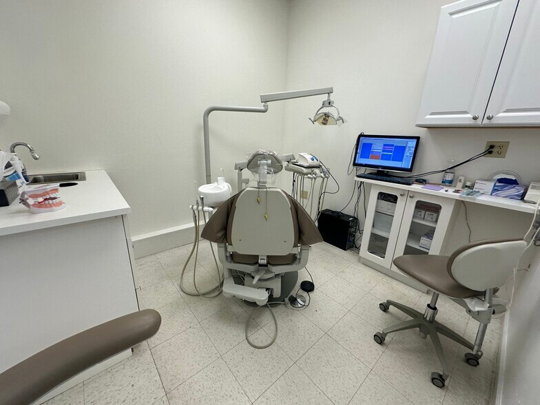 More Photos Of 281 Browertown Rd, Woodland Park Storefront Retail Office For Sale