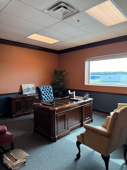 More Photos Of 3001 W Tech Blvd, Miamisburg Light Distribution For Lease