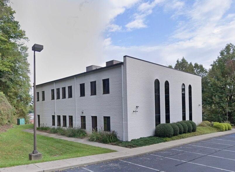 More Photos Of 3001 Chesterfield Ave, Charleston Office For Lease