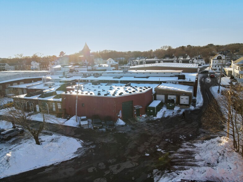 More Photos Of 930 Washington St, Norwood Light Distribution For Sale