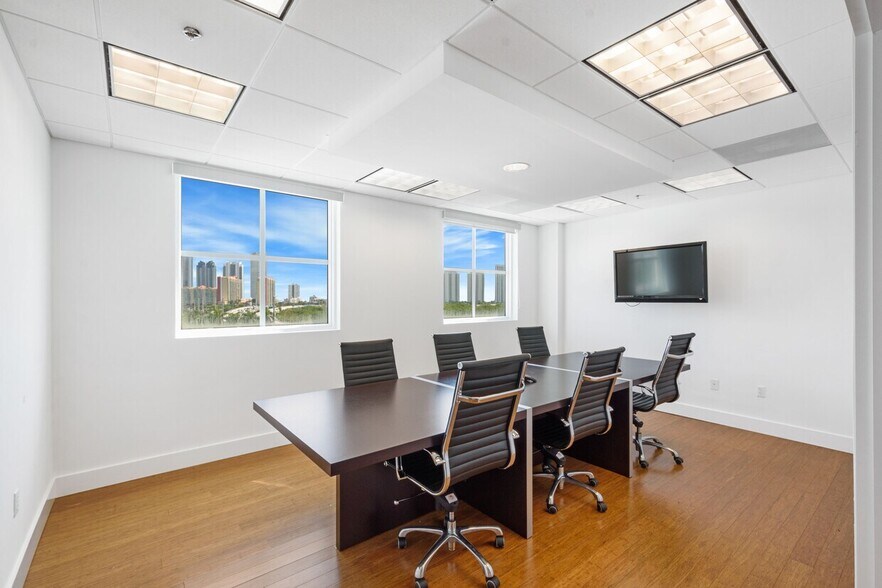 More Photos Of , North Miami Beach Office For Sale