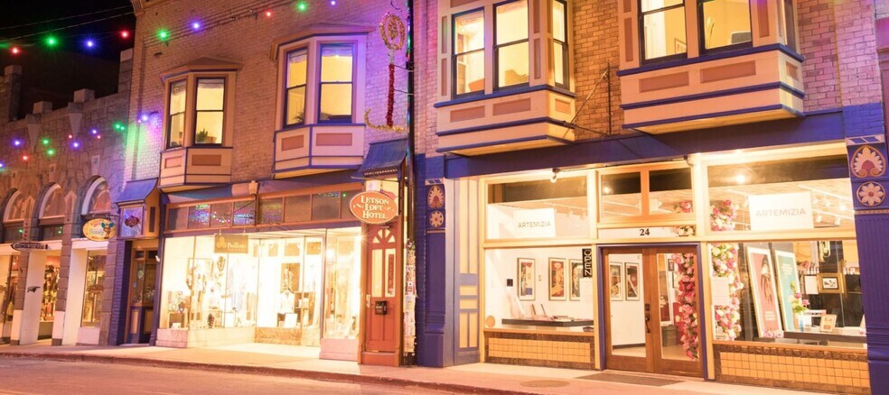 More Photos Of 26 Main St, Bisbee Hotel For Lease