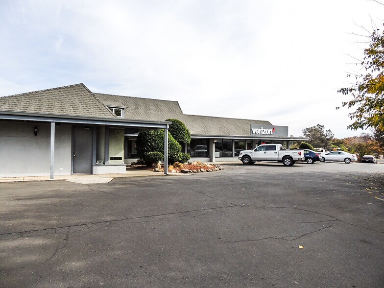 More Photos Of 4456 Manzanita Ave, Clearlake Storefront Retail Office For Sale